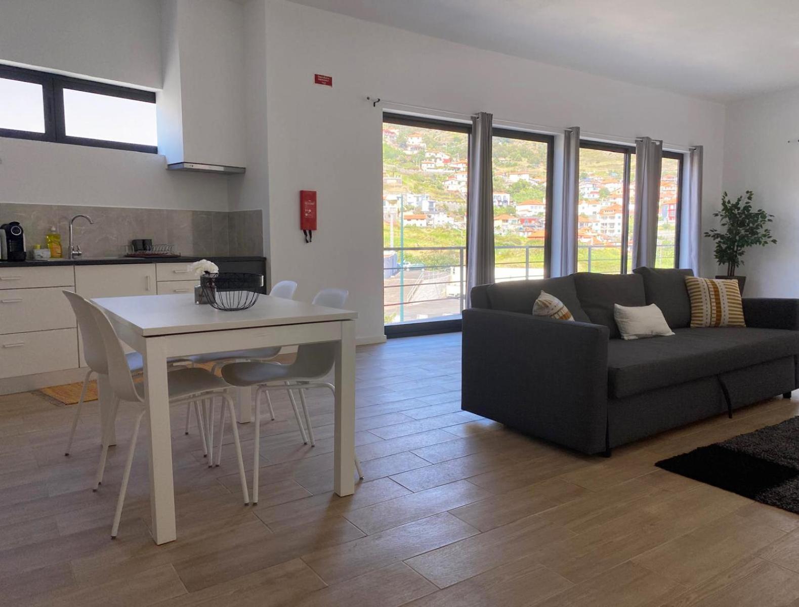 Villa Machico Flat Center Near W Parking